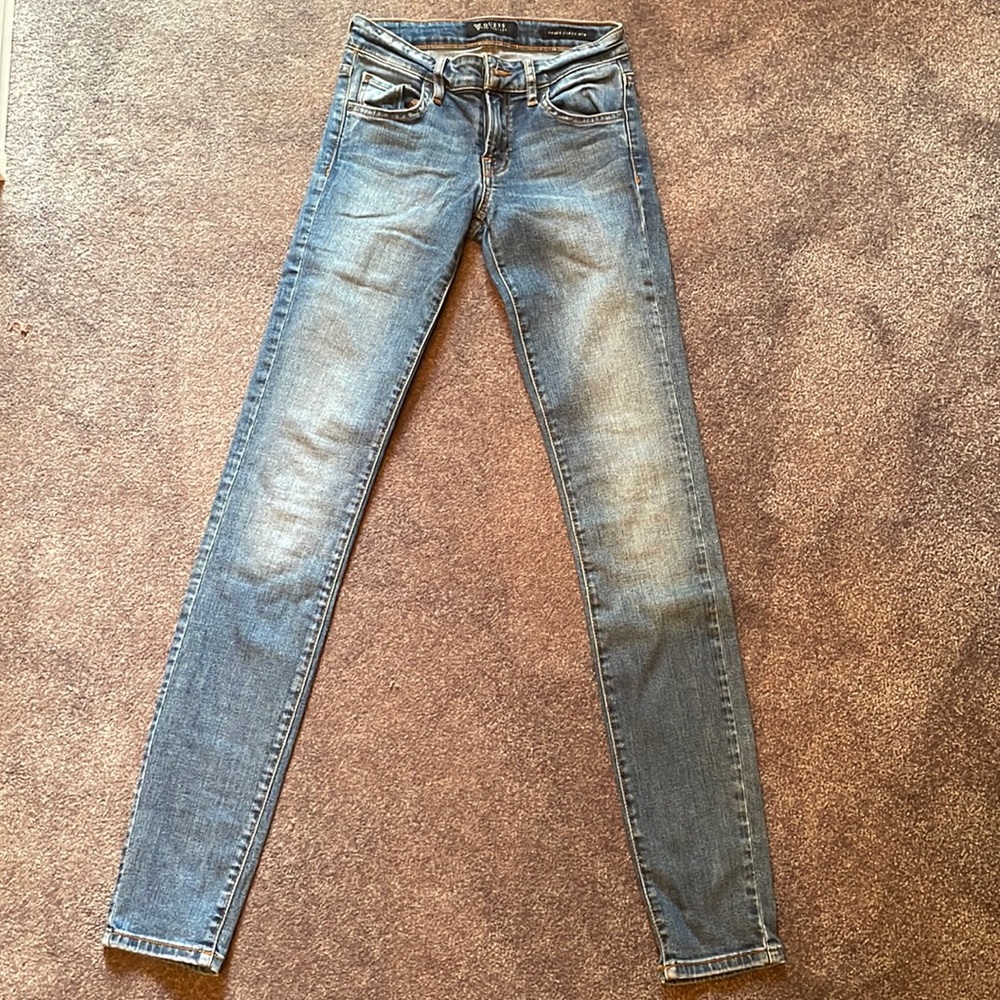 Guess power curvy mid jeans